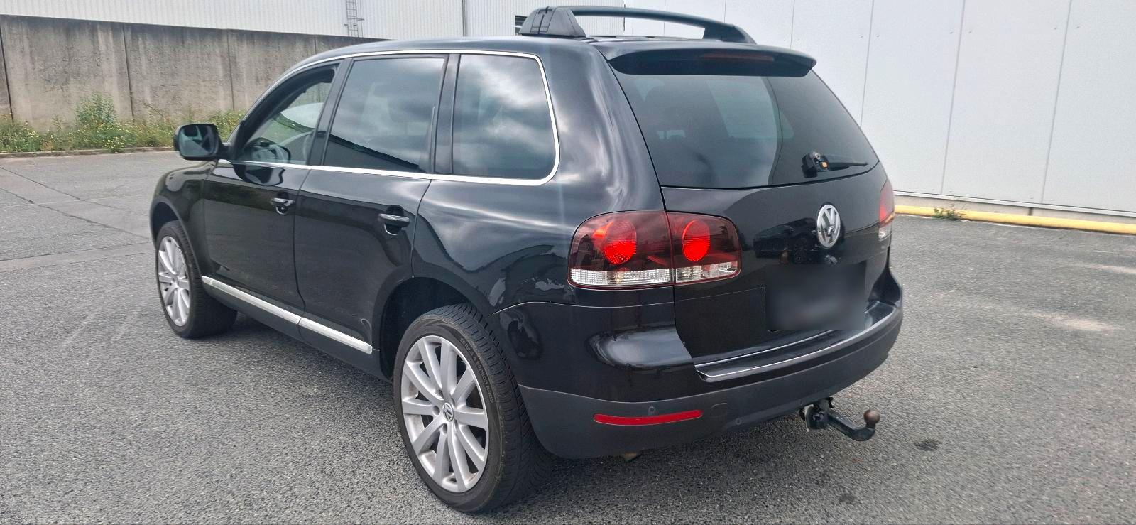 Volkswagen Touareg 2005 — photo 14