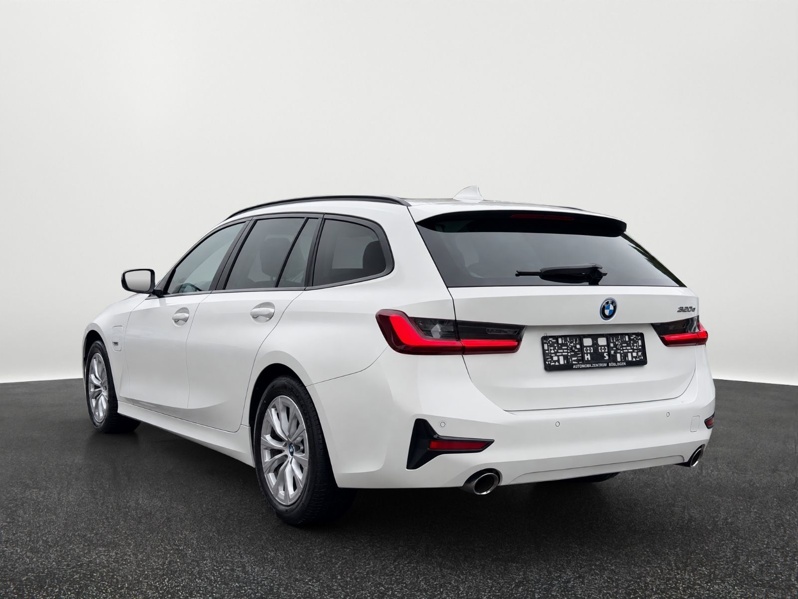 BMW 320e Touring Advantage*CARPLAY*ACC*LED*WINTER* imagem 3