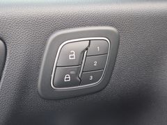 FORD Kuga PHEV Vignale 225 PS #AHK #LEDER #B&O FORD Kuga PHEV Vignale 225 PS #AHK #LEDER #B&O
