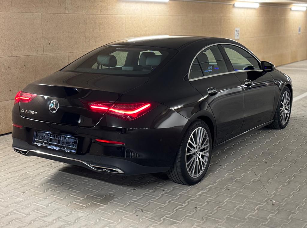 Mercedes-Benz CLA 180