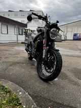 Husqvarna Svartpilen 125 ccm 630 km neuwertig - MOTORRAD 125 CCM