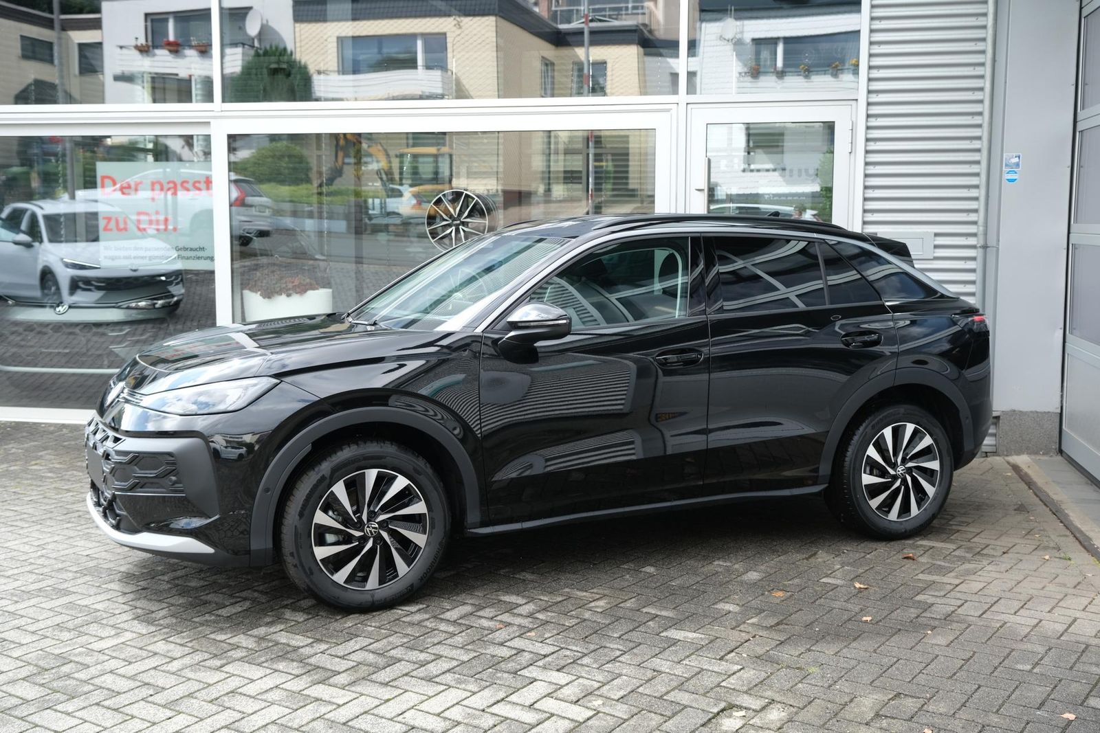 Volkswagen T-Roc 1.5 eTSI Life DSG AHK ACC LED App-Navi ... imagem 2