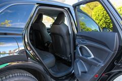 AUDI Q5 2.0 TDI / S-LINE / 21"/ BUSINESS/ AHK