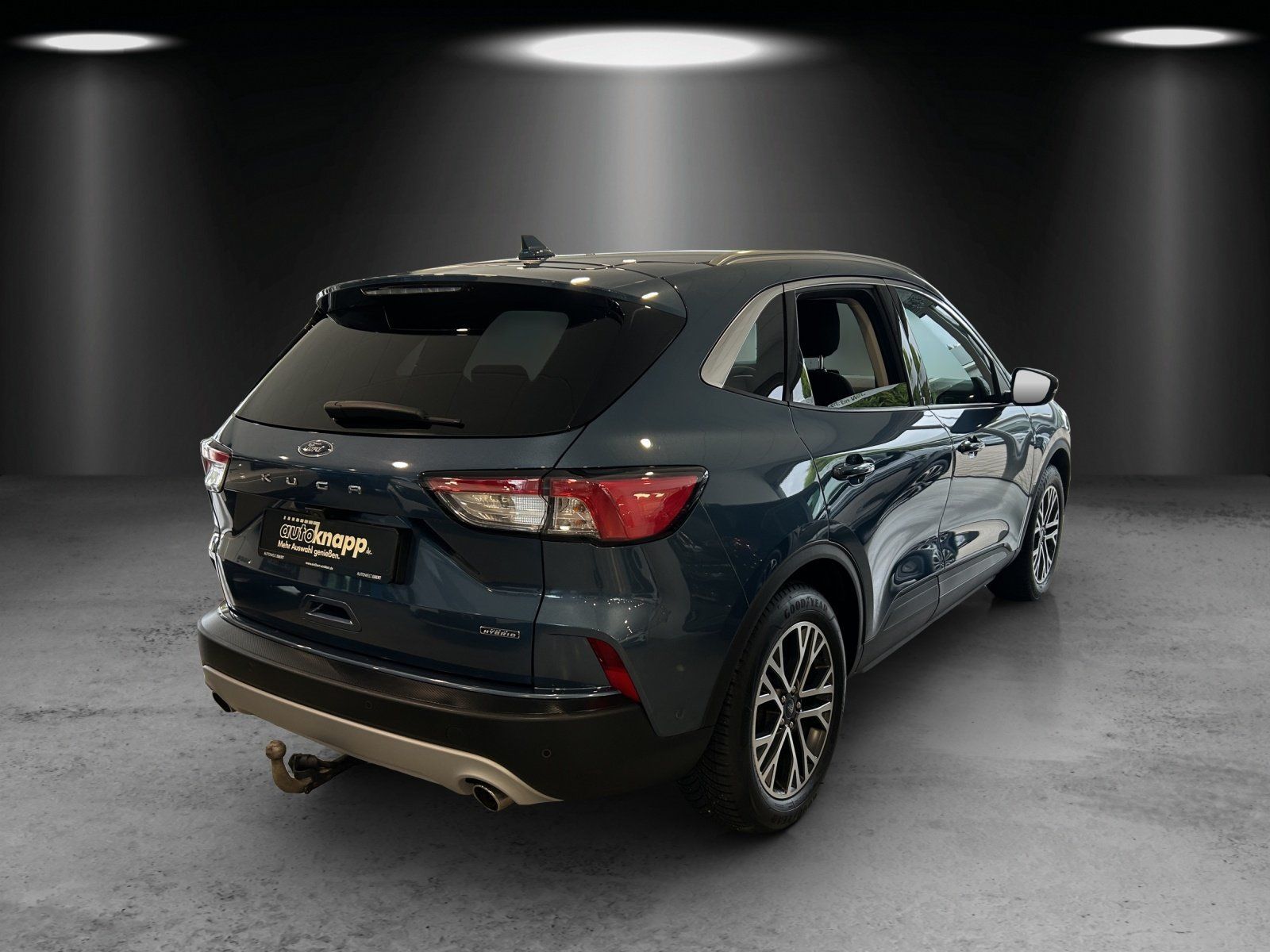 Fahrzeugabbildung Ford Kuga 2,5 Duratec PHEV Titanium