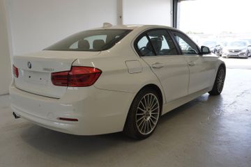 BMW 320 - 6