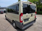 Fiat Ducato Kombi 30 160 Power*Behindertengerecht* - Fiat Ducato aus 2010: Van