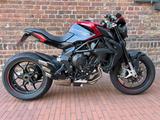 MV Agusta Dragster 800 RR 180er-Fahrwerksumbau Einzelstück - MV Augusta Dragster 800RR