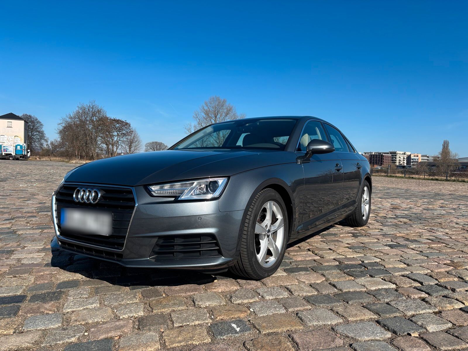 AUDI Audi A4 2.0 tsi
