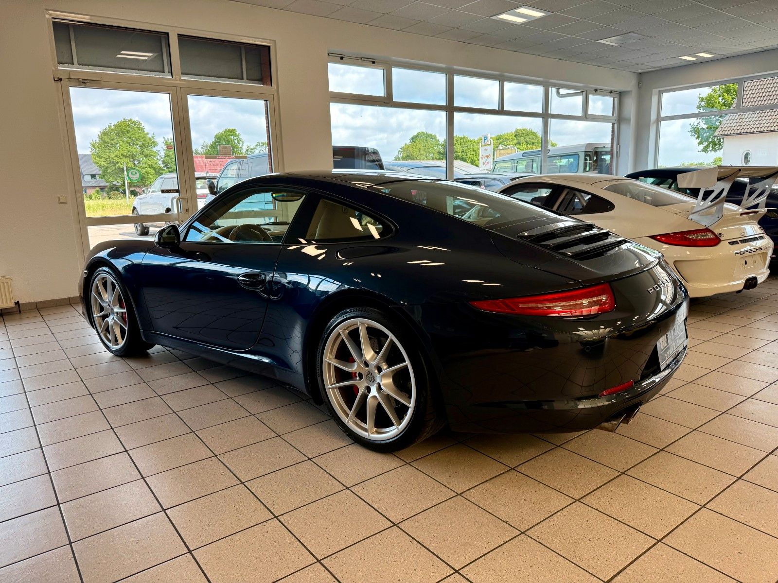 Fahrzeugabbildung Porsche 911 991 Carrera S PDK Schiebedach/SportChrono