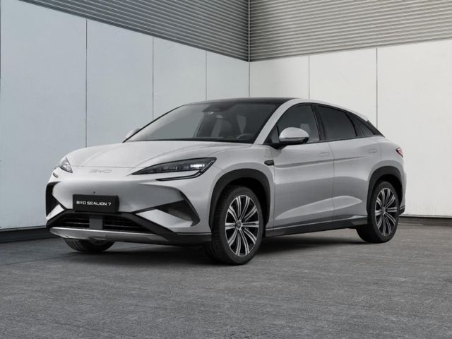 BYD SEALION 7