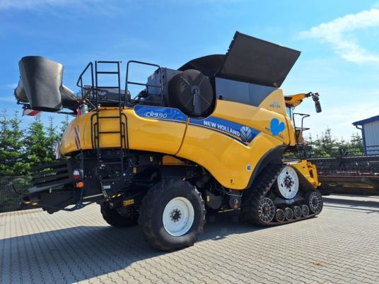 New Holland CR 9.90 TRACKS      965 ha