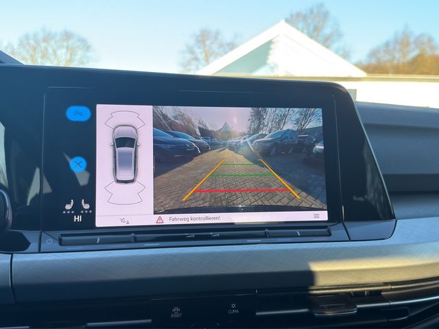 Golf VIII Variant 2.0 TDI Life DSG NAVI ACC LED