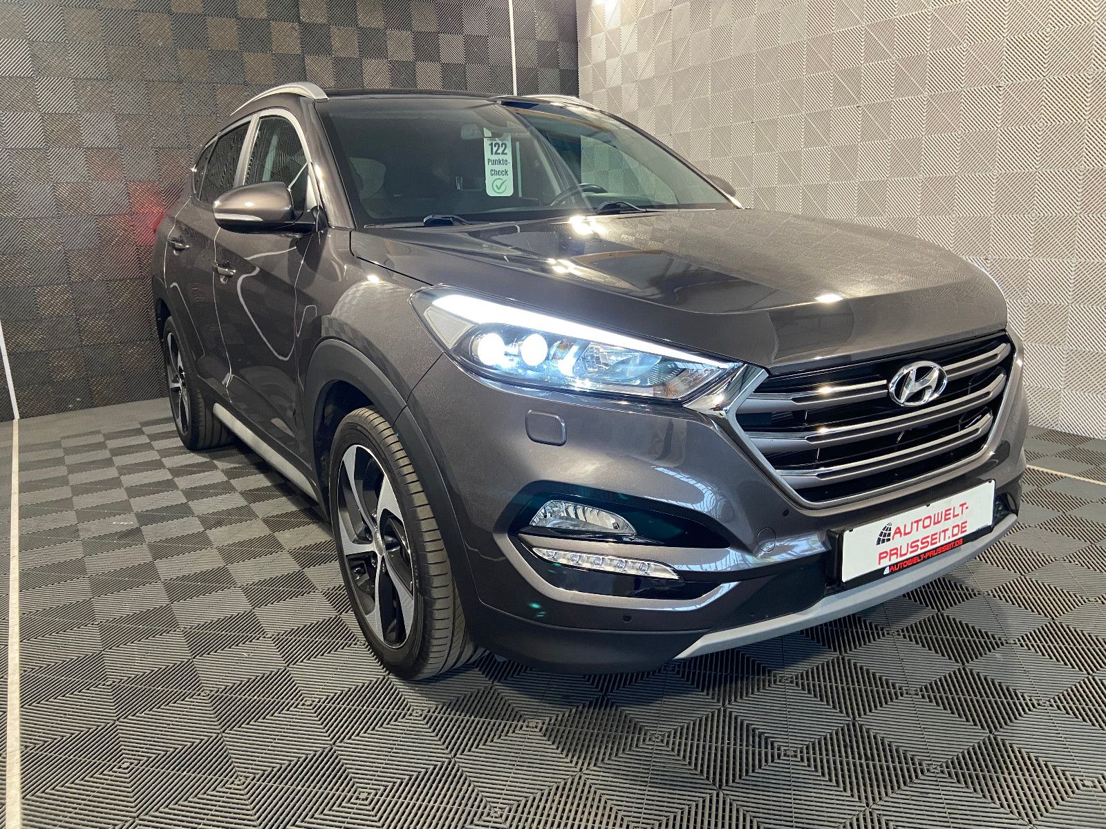 Gebrauchtwagen Hyundai Tucson Tucson blue*Style*LED-R.KAM-SHZ V+H-DAB-TEMP-19" in Künzell