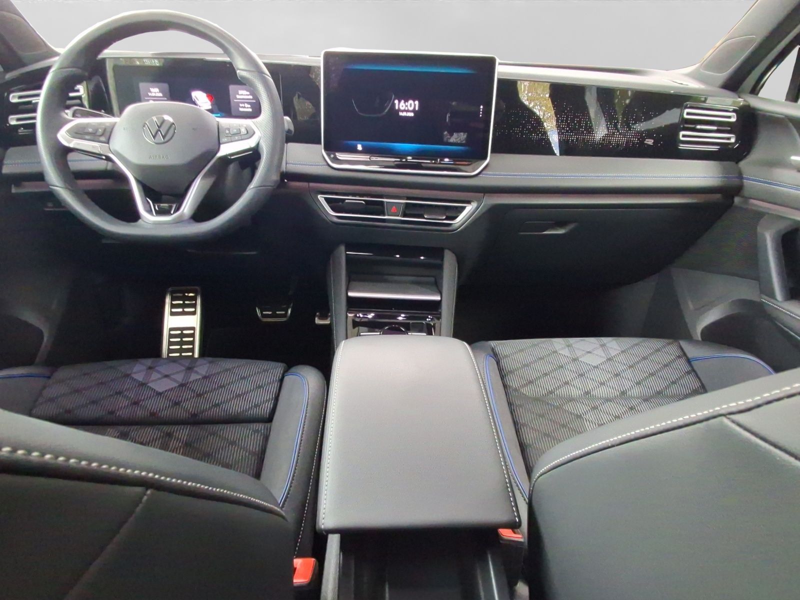 Volkswagen Tiguan 1.5 eTSI DSG R-LINE BLACK ST.HEIZ IQ.LIGH foto 5