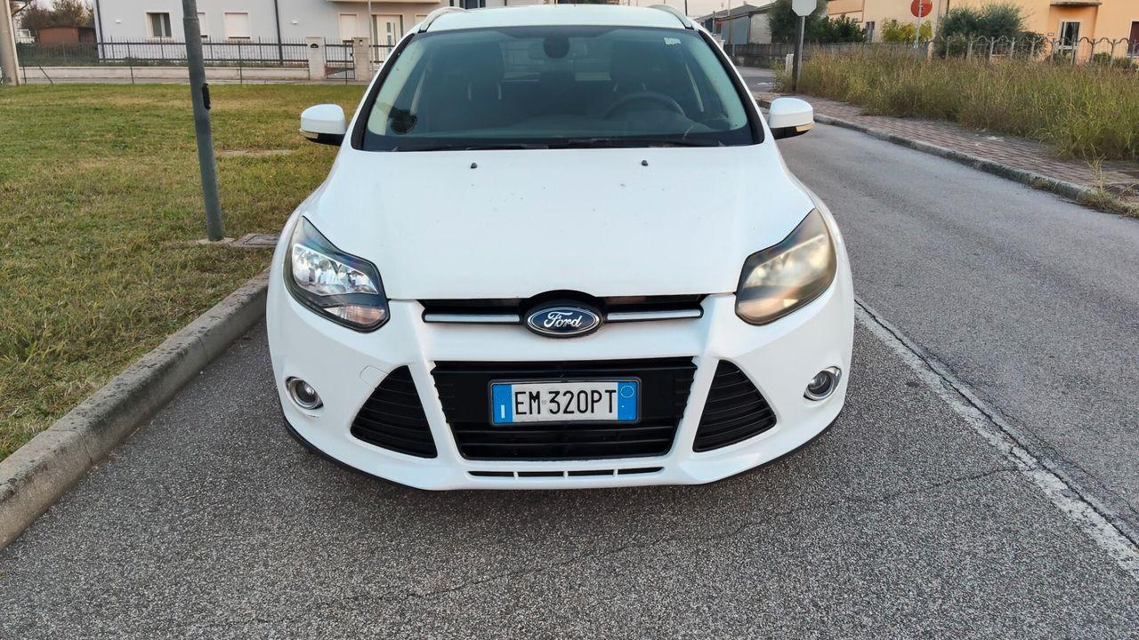 Ford Focus 2012 — photo 5