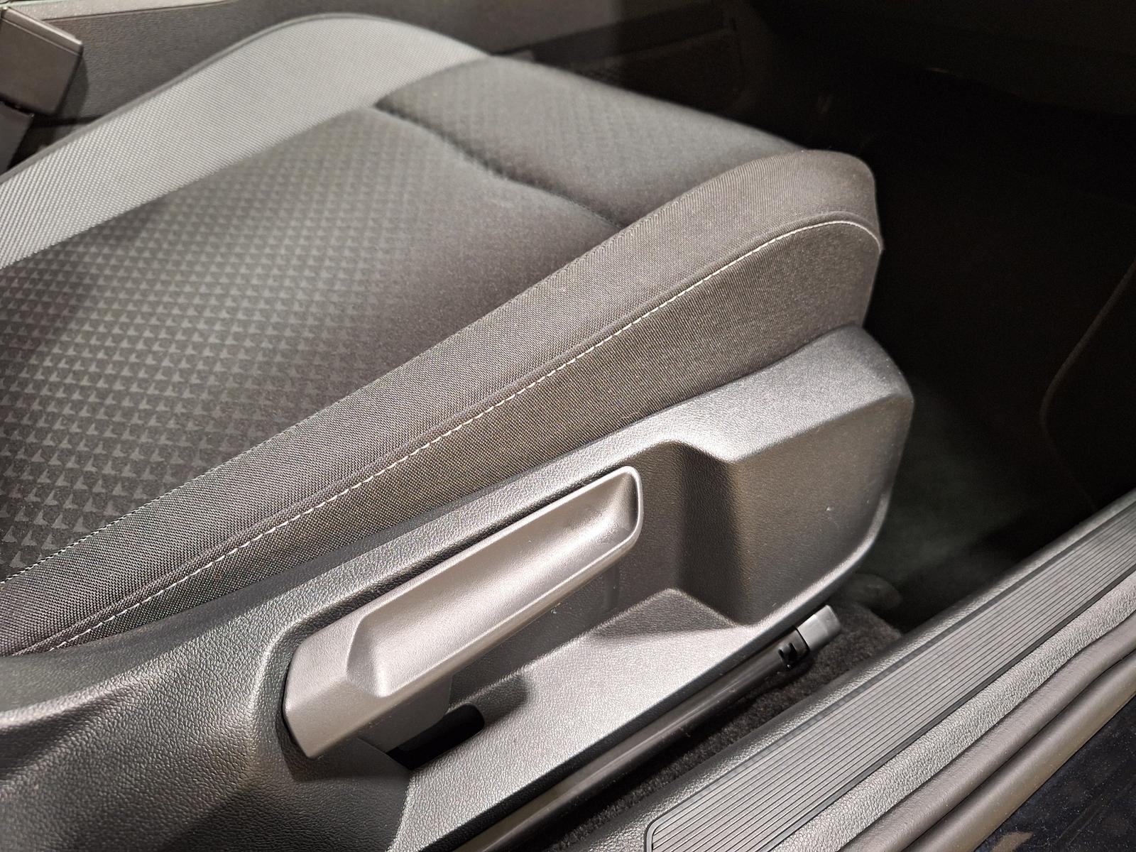 Volkswagen Golf 1.5 TSI LED HuD 4xSHZ ACC Navi, миниатюра 12