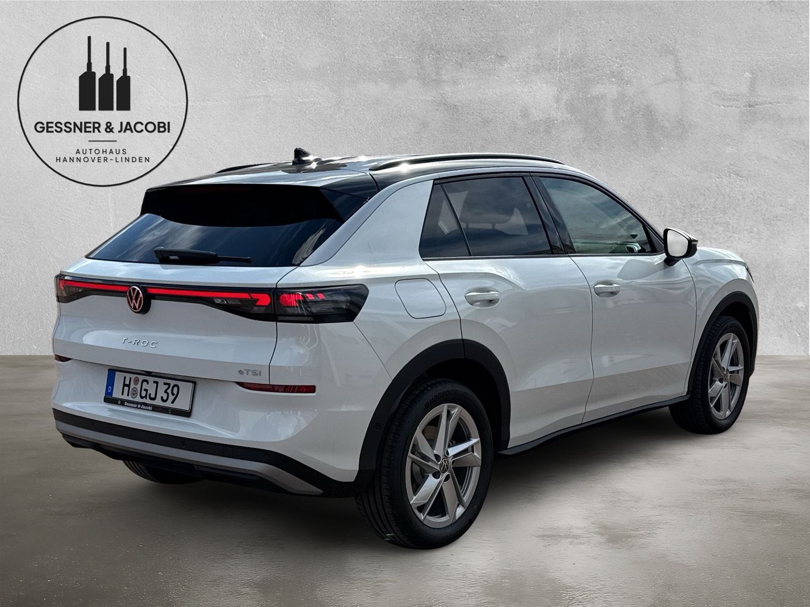 Fahrzeugabbildung Volkswagen T-Roc 1.5 eTSI Life Keyless ACC Kamera SHZ