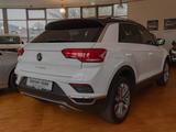 Volkswagen T-Roc United ACC/AHK SHZ KAMERA NAVI AHK ACC LED - Volkswagen T-Roc: United