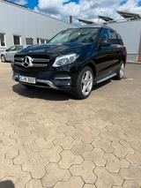 Mercedes-Benz GLE 250 d 4MATIC , Scheckheft, AHK,gepflegt - Mercedes-Benz GLE 250 von privat