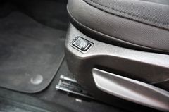 Fahrzeugabbildung Jeep Renegade Limited 4WD Carplay Navi Tempomat