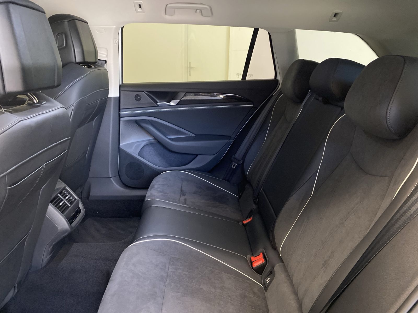 Volkswagen Passat - Bild 8