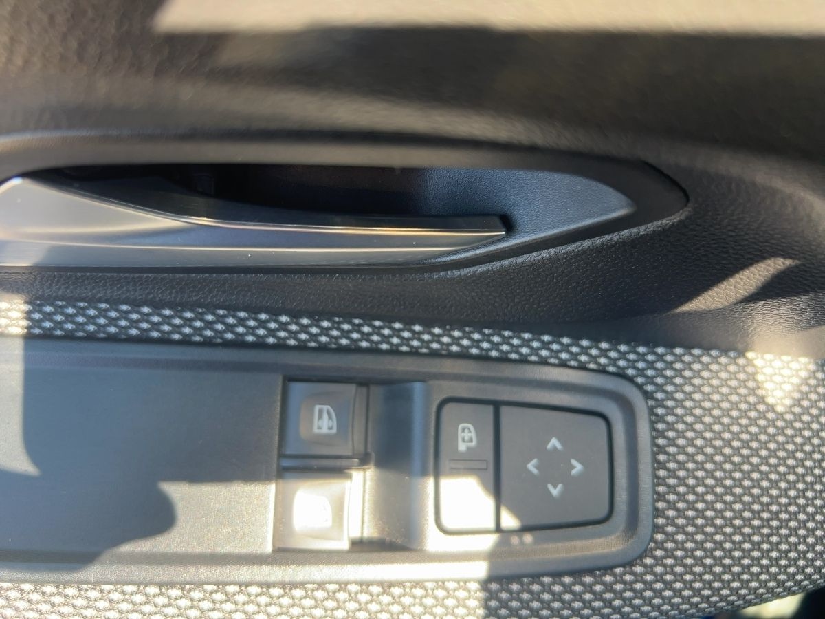 Fahrzeugabbildung Dacia Sandero Comfort TCe 90 Klima