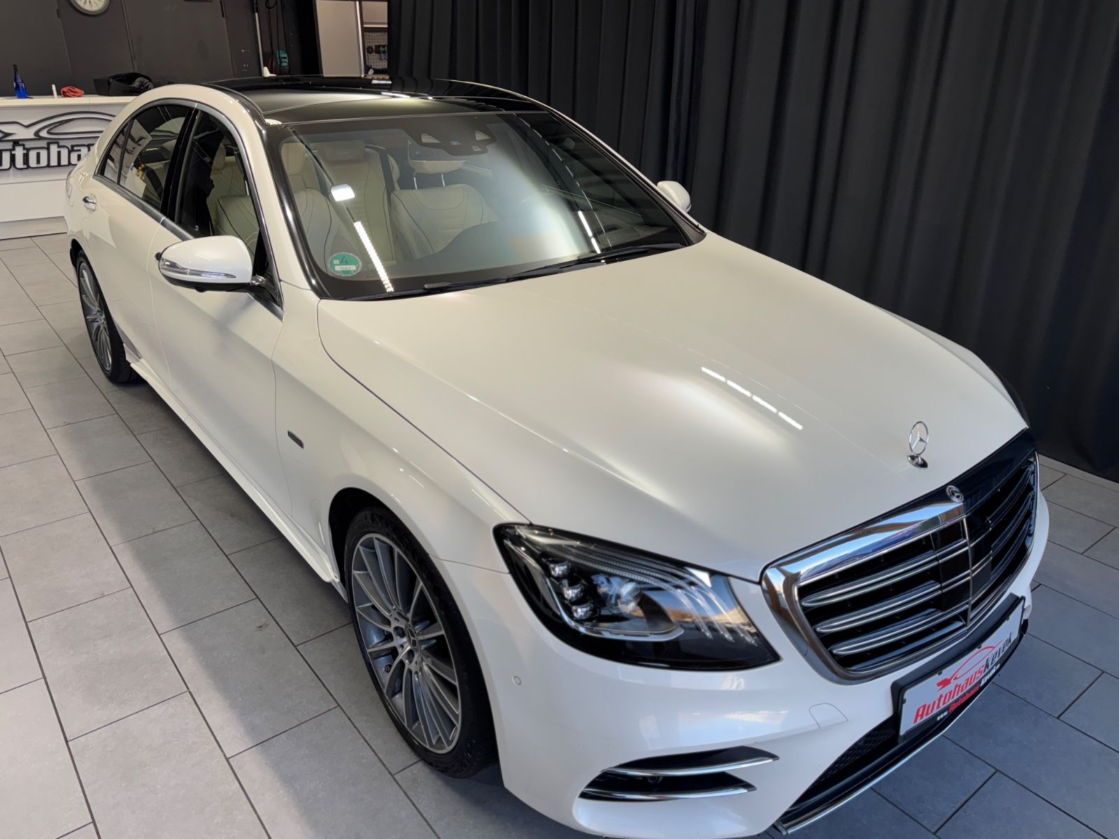 Fahrzeugabbildung Mercedes-Benz S 560e LANG|AMG-LINE|20"ZOLL|PANORAMA|ACC|VOLL