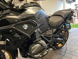 BMW R 1250 GS Triple Black mit Umbauten - Motorräder in Magdeburg