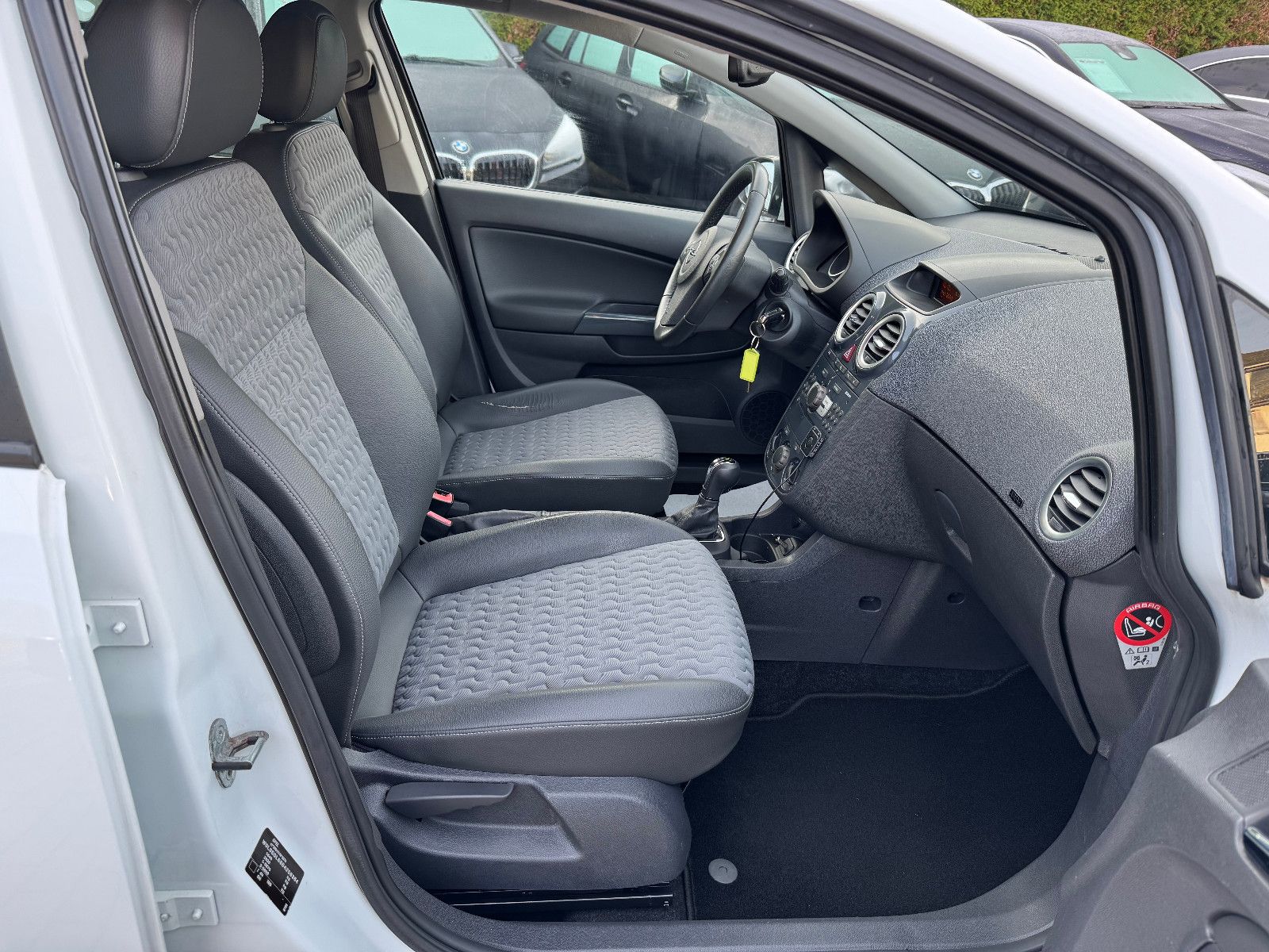 OPEL Corsa, 2011, Benzin, 101 PS