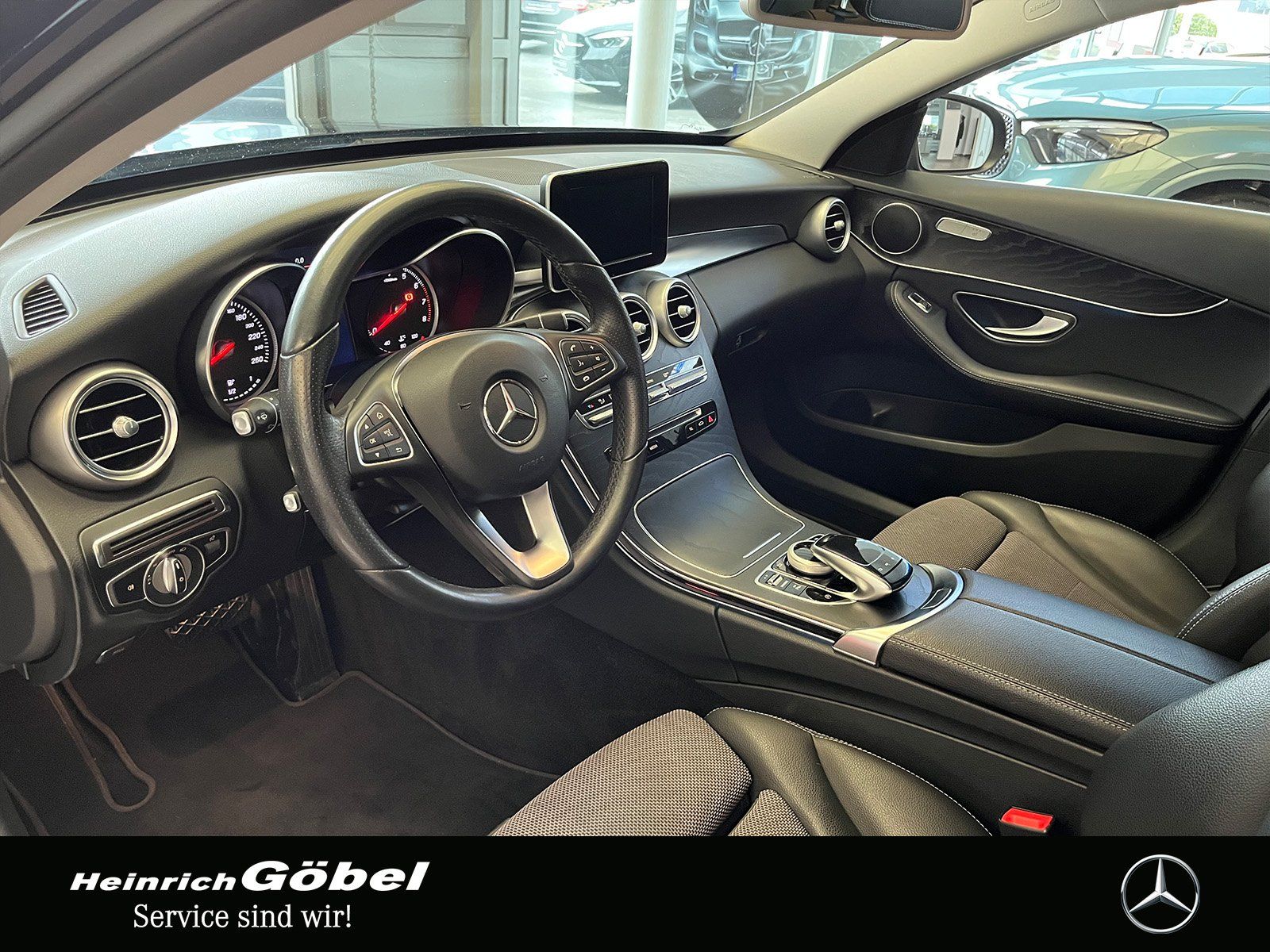 Fahrzeugabbildung Mercedes-Benz C 300 T  AVANTGARDE+NAVI+LED-ILS+TOTWINKEL+RÜ.KA