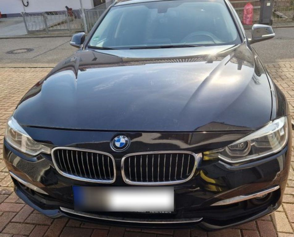 Image of BMW 320