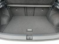 Volkswagen T-Roc 2.0 TDI DSG R-Line 2.HD NAV KAM AHK 2J GAR bei Autohaus Landmann & Maier OHG