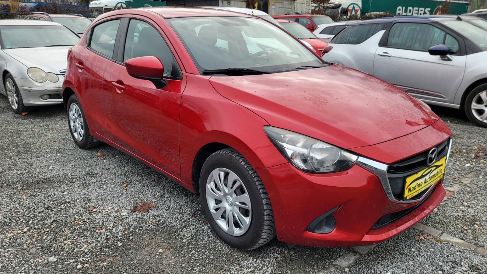 Mazda 2 Lim. Center-Line / 2. Hand / HU 04-27