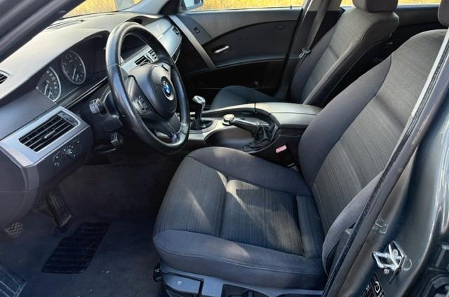BMW 523 2006 — photo 9