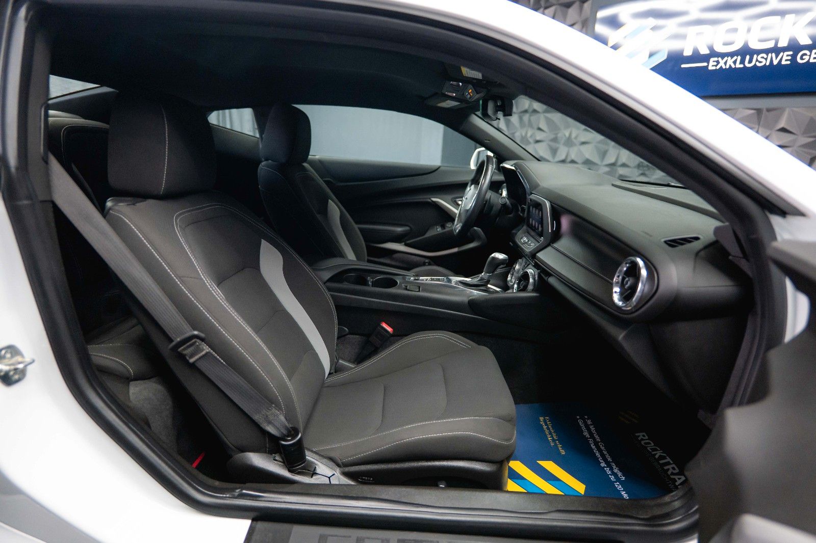 Fahrzeugabbildung Chevrolet Camaro 6.2 SS Coupe RS Performance *CarPlay*LED*