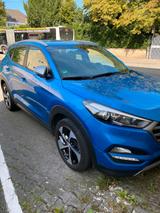 Hyundai Tucson, 2,0 Diesel, 4WD sus 2. Hand - Hyundai TUCSON Gebrauchtwagen in Wiesbaden