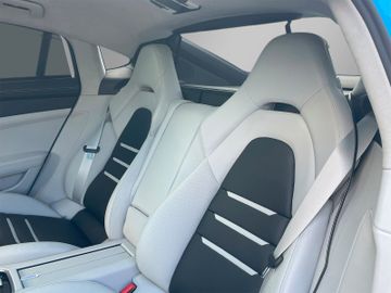 Porsche Panamera Turbo*PTS*PCCB*Chrono*Burmester*18-Wege