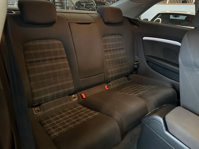 MYAUTOCENTER – Gebraucht- und Jahreswagen mit Werkstattservice in Pfaffenhofen Audi A5 Coupe 1.8 TFSI *AHK*Klima*Navi*Bi-Xenon*PDC*