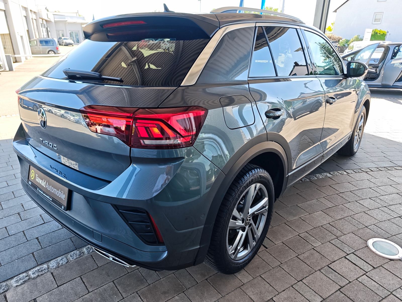 Volkswagen T-Roc - Bild 7