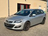 Opel Astra J Sports Tourer Style 1.4 / EURO 6/ SHZ - Opel Astra Gebrauchtwagen in Karlsruhe