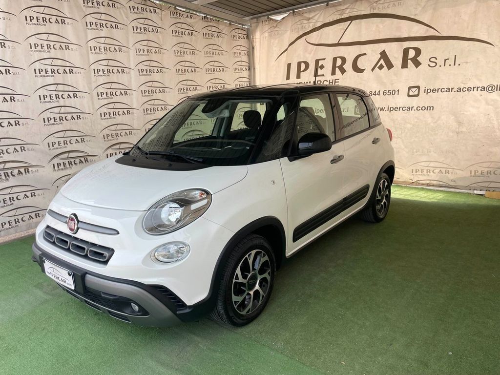 Image of Fiat 500L Cross