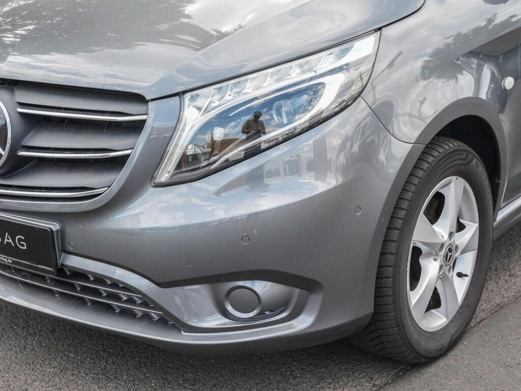 Mercedes-Benz Vito 124 CDI 4x4 Mixto Kompakt imagem 3