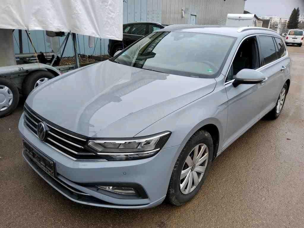 Volkswagen Passat 2.0TDI Business 4M/LED/AHK/STANDH/NAVI/SH