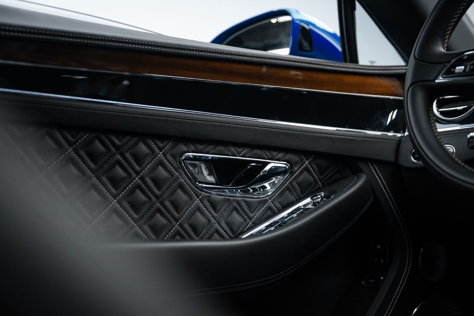 Fahrzeugabbildung Bentley Continental GT W12 FIRST EDITION/MULLINER/B&O