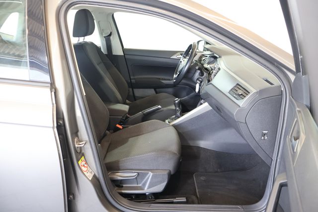 Volkswagen Polo VI 1.0 TSI Comfortline FRONT+NAVI+PDC