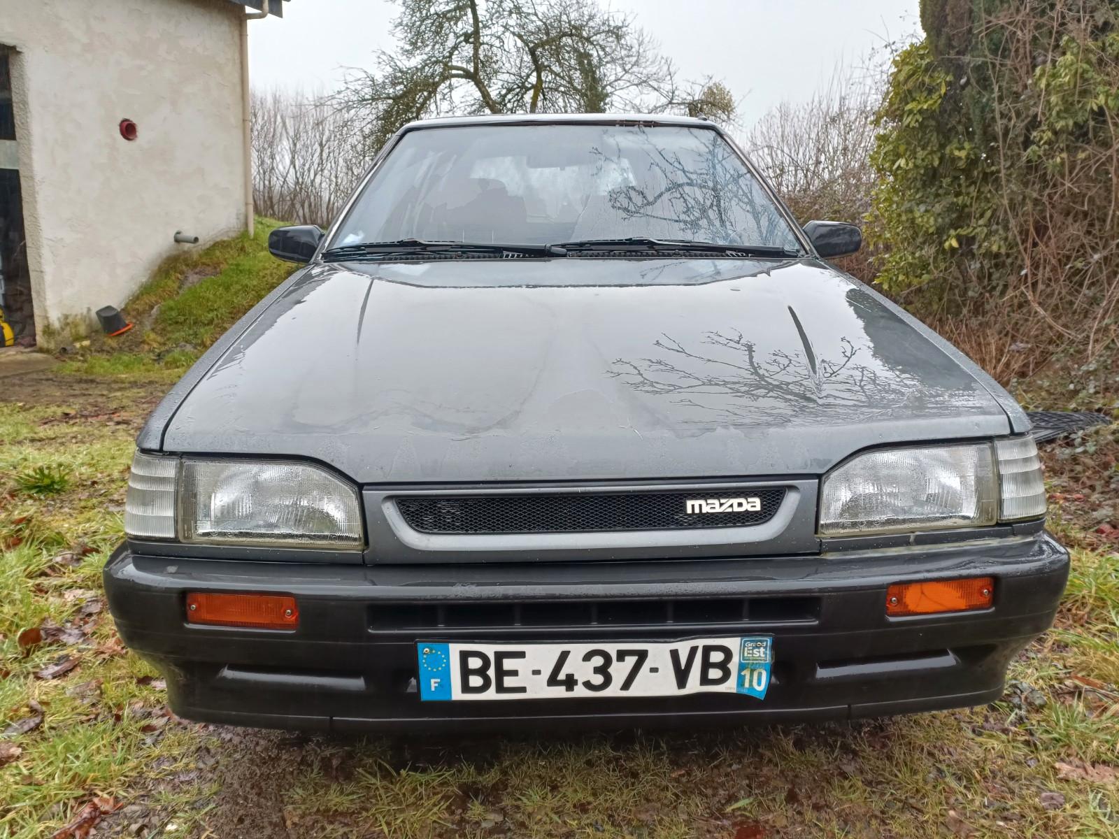 Mazda 323