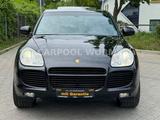 Porsche Cayenne Turbo S NAVI+LEDER+PANO+BOSE+AHK+20"ALU - Porsche Cayenne aus 2006: Turbo