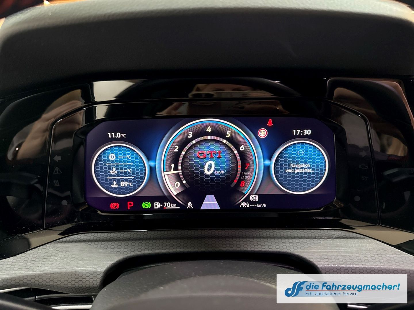 Fahrzeugabbildung Volkswagen Golf VIII GTI Navi Digitales Cockpit LED Sperrdi