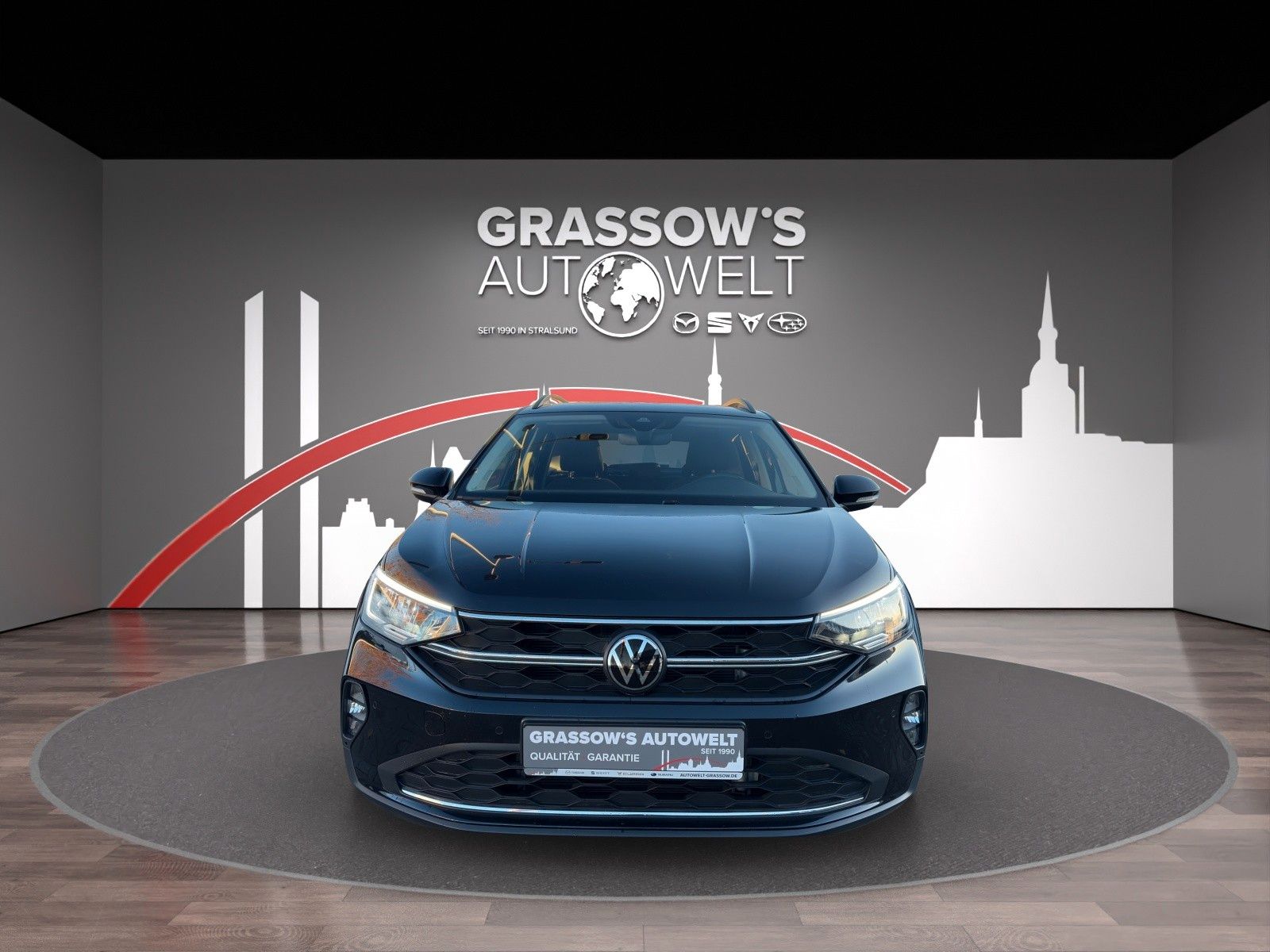 Fahrzeugabbildung Volkswagen Taigo 1.0 TSI Life PDC/APP/ACC/DAB/FERN