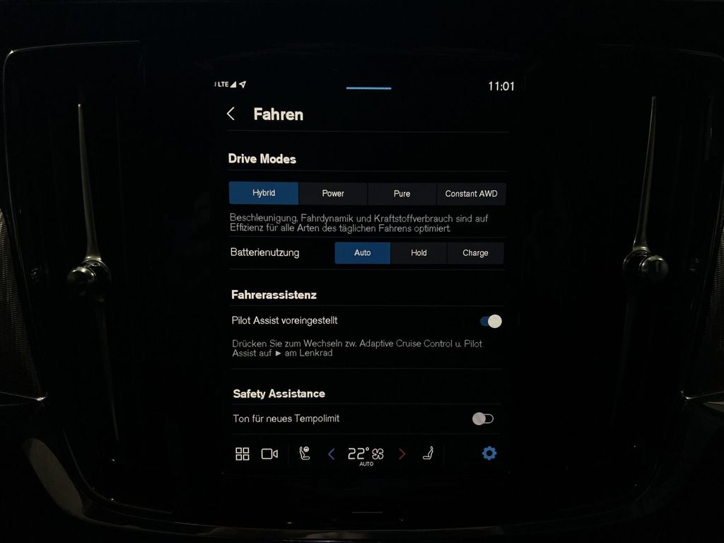 Volvo S90 T8 Ultimate Dark Recharge AWD BLIS FourC B&W